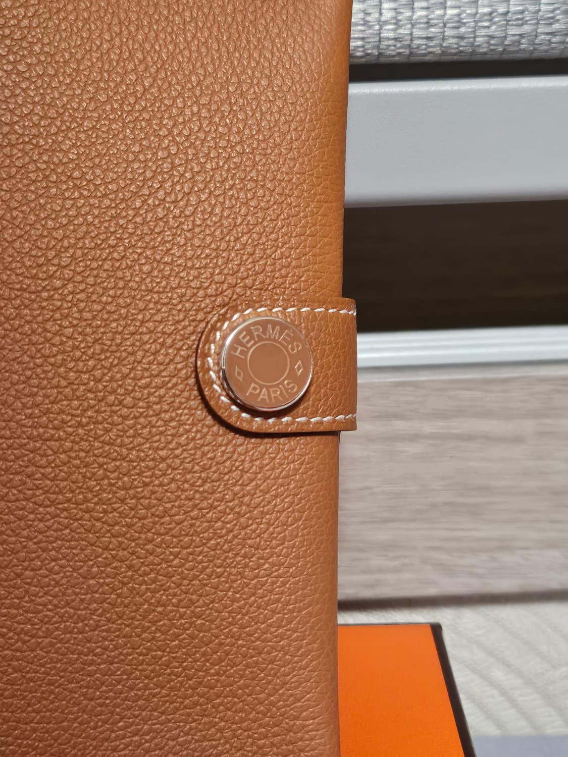 에르메스 RMS 여권지갑 골드 상품이미지2