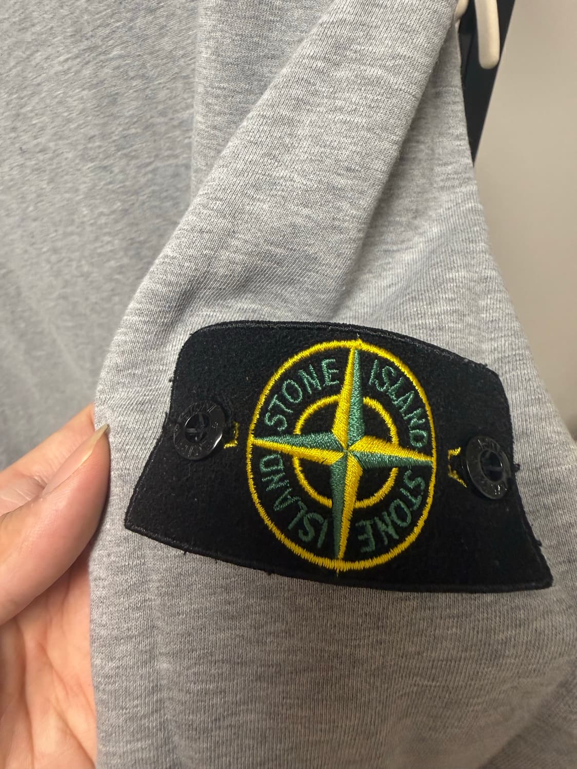 23ss 스톤아일랜드 맨투맨 그레이 3XL 새상품급 상품이미지2