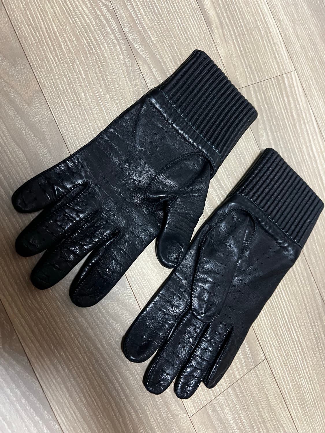 디올옴므 에디시절 양가죽 장갑 상품이미지2