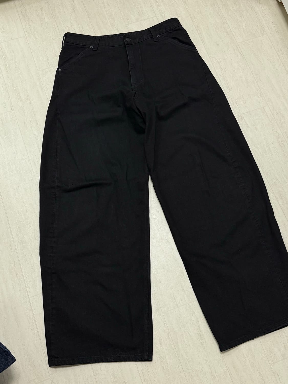 해칭룸 와이드 커브진/제트블랙/5 상품이미지2