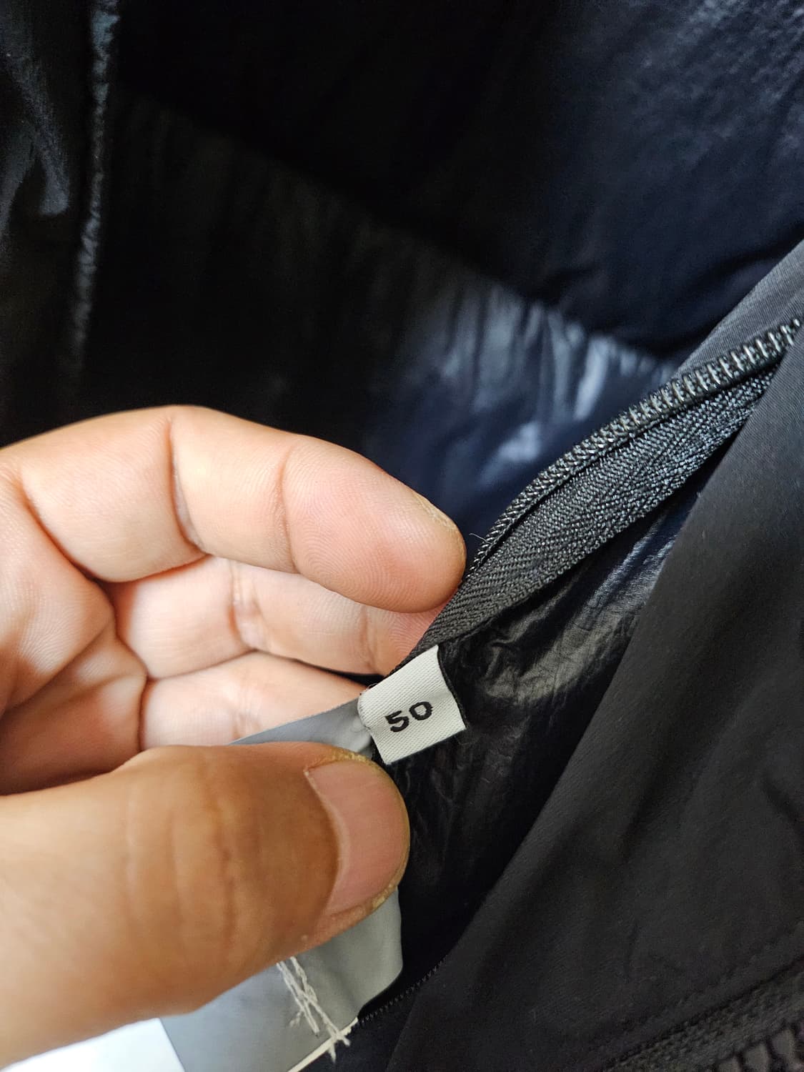 CP컴퍼니 23fw 롱패딩 블랙 상품이미지9