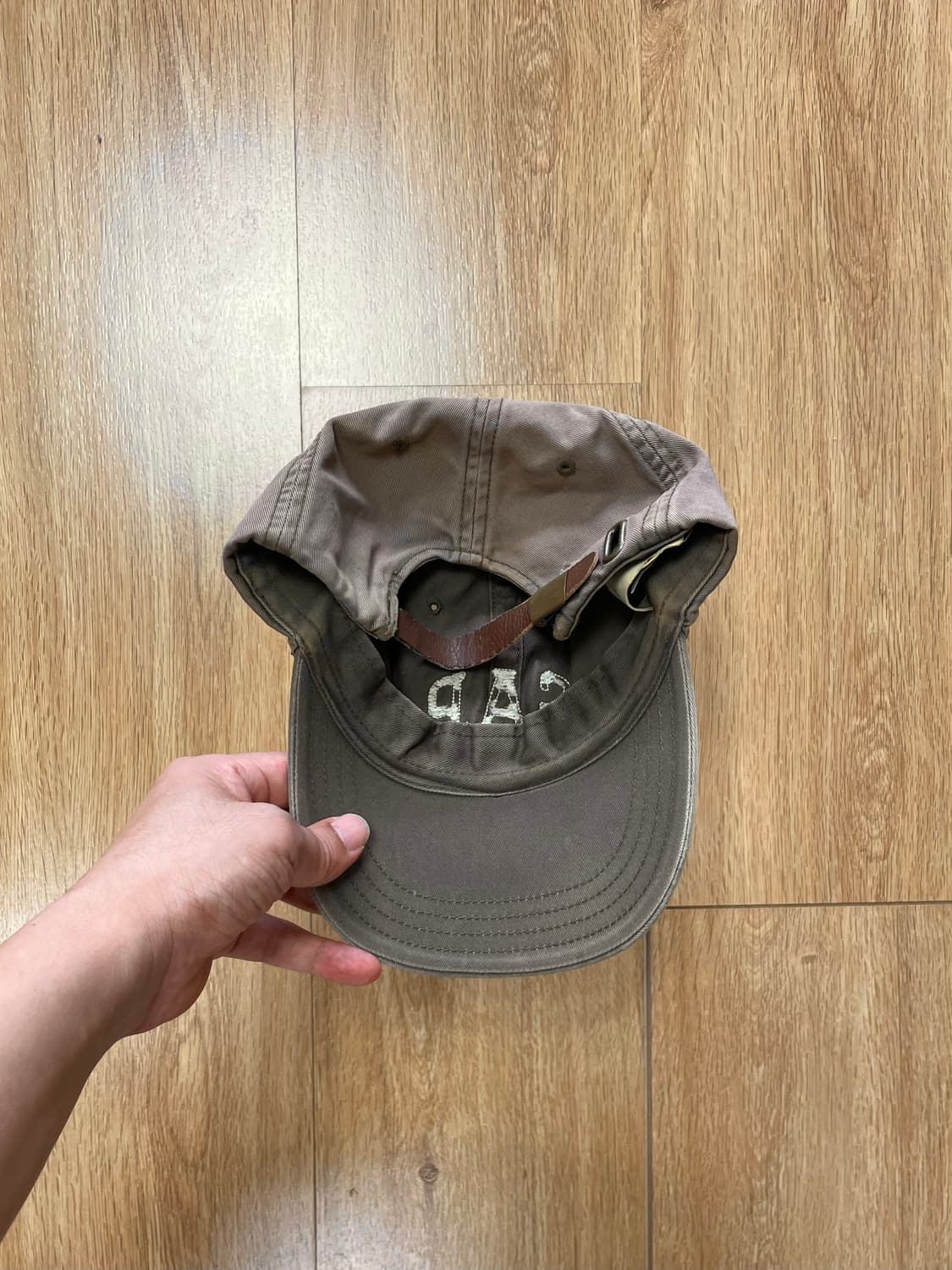 택포) 갭 gap 선페이드 빈티지 볼캡 모자 (레더 스트랩) 상품이미지2