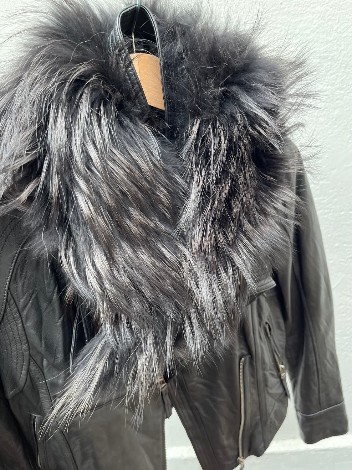 블랙 폭스 퍼 목도리 상품이미지1