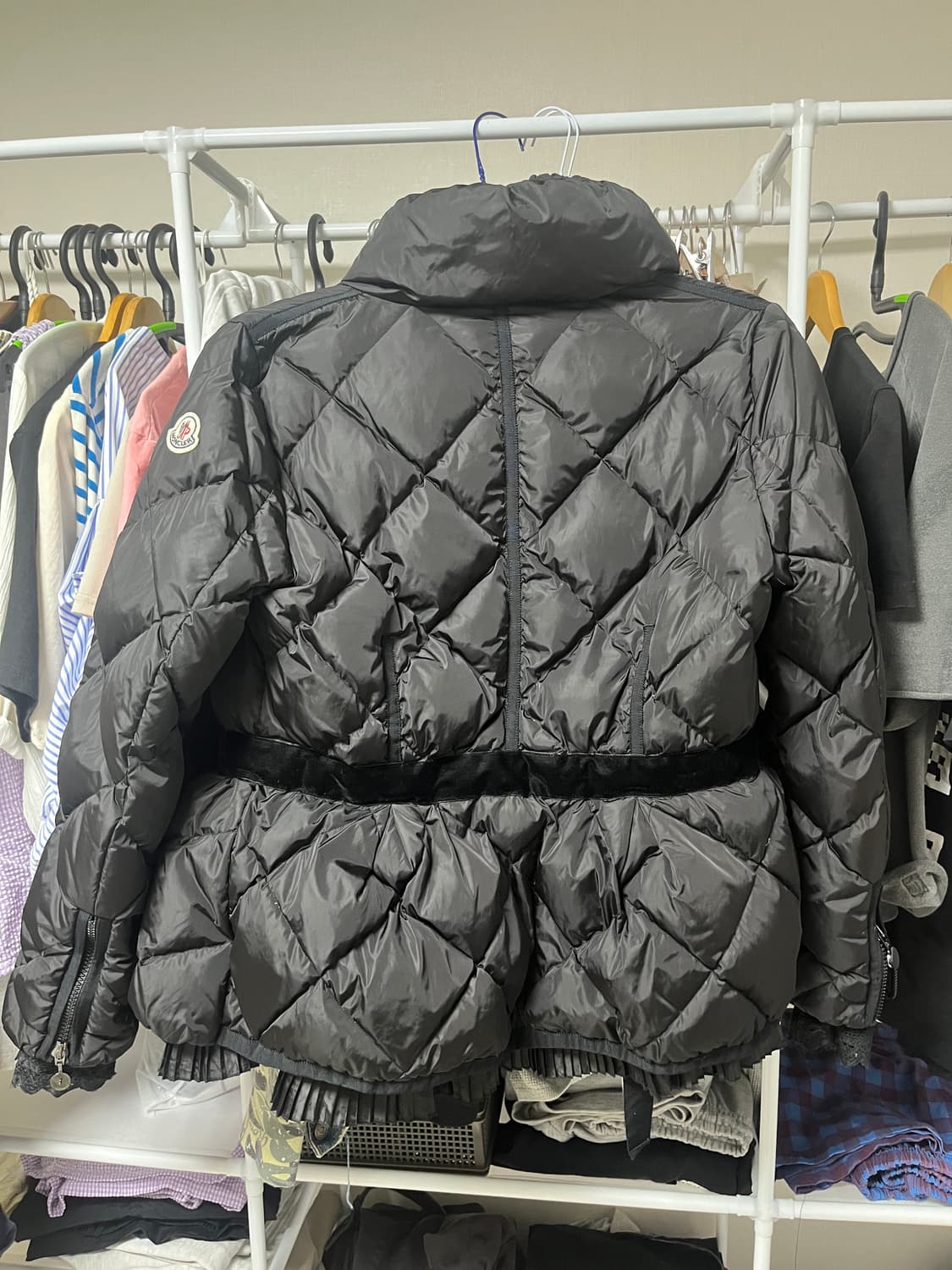 몽클레어 마리 숏패딩 드라이후 급처 상품이미지2