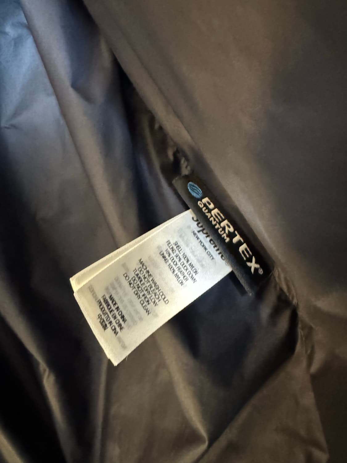 [XL] 슈프림 페더웨이트 다운 퍼퍼 자켓 블랙 - 23FW 상품이미지5