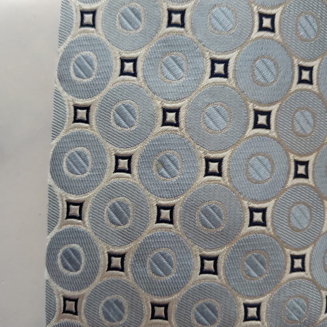 베르사체 스카이블루 자카드 패턴 넥타이 9.6cm A~B등급 K2400
 상품이미지9