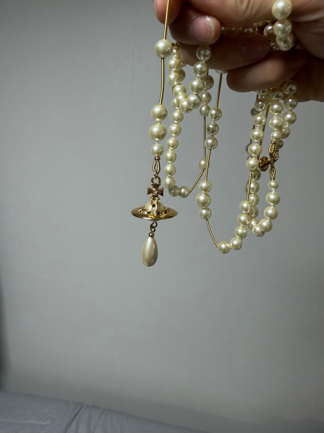 Vivienne Westwood Pearls Broken Long  상품이미지3