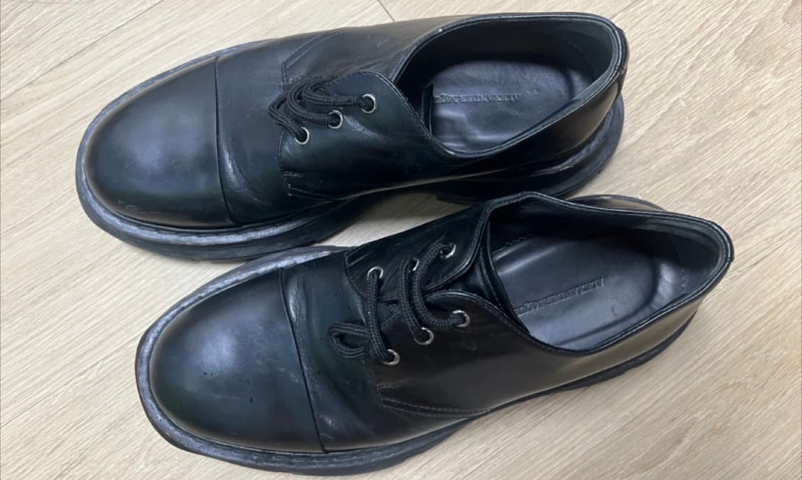 알렉산더 맥퀸 트레드 더비 블랙 43 상품이미지5