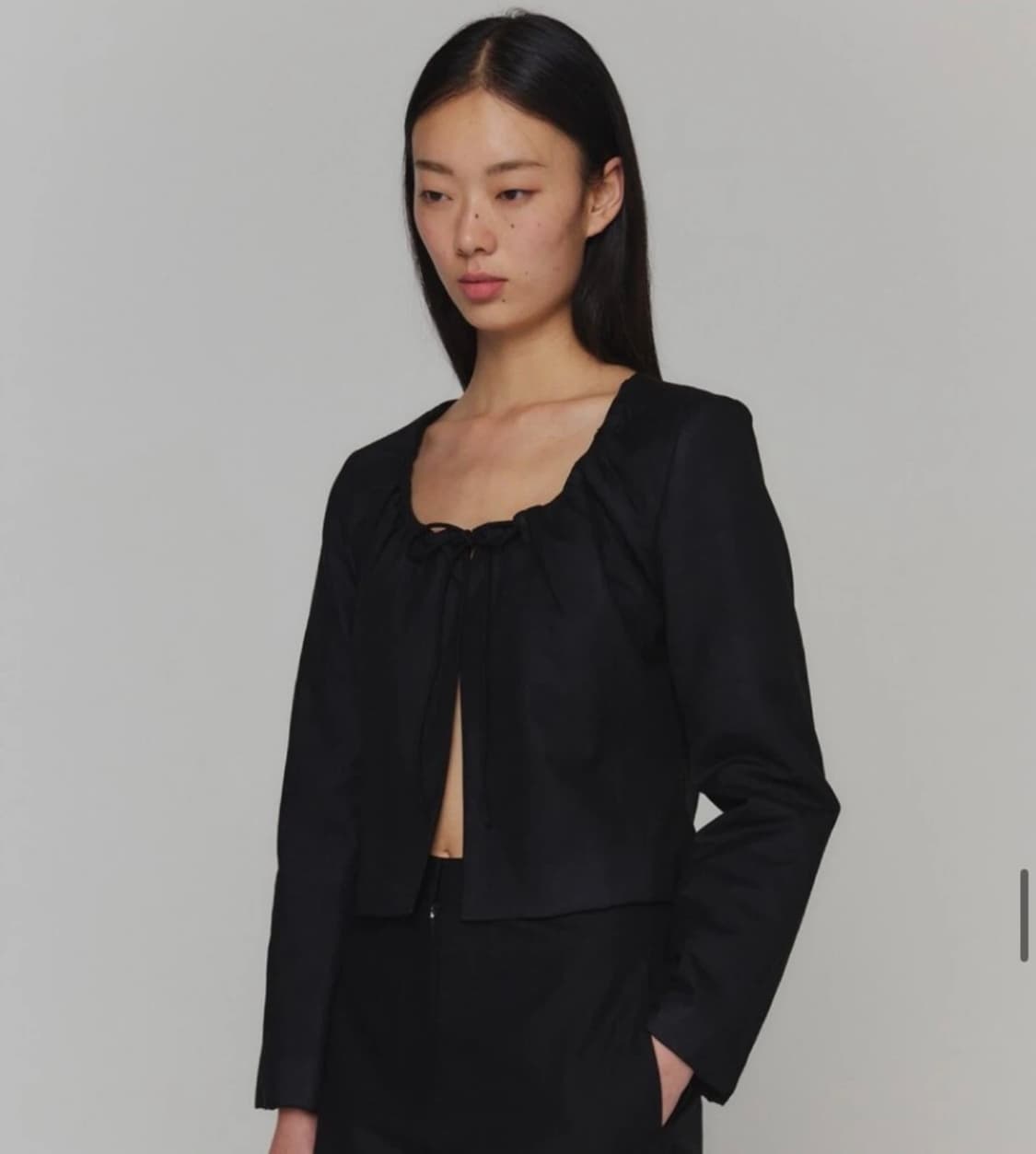 아모멘토 SHEER PADDED CROPPED JACKET 상품이미지2