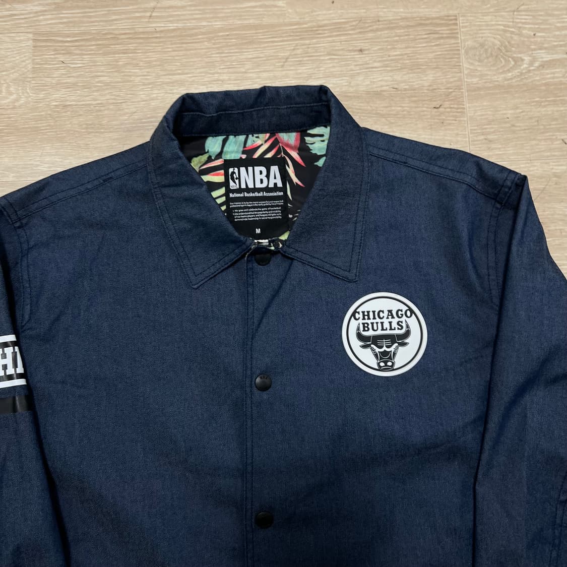 NBA 시카고 불스 그래픽 와펜 농구복 코치자켓 [네이비] M/95 상품이미지2