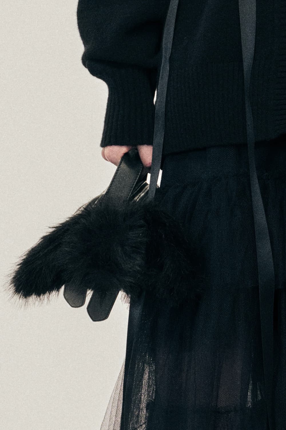 시몬로샤 25fw 폭스 퍼 동전지갑 키링/블랙 상품이미지3