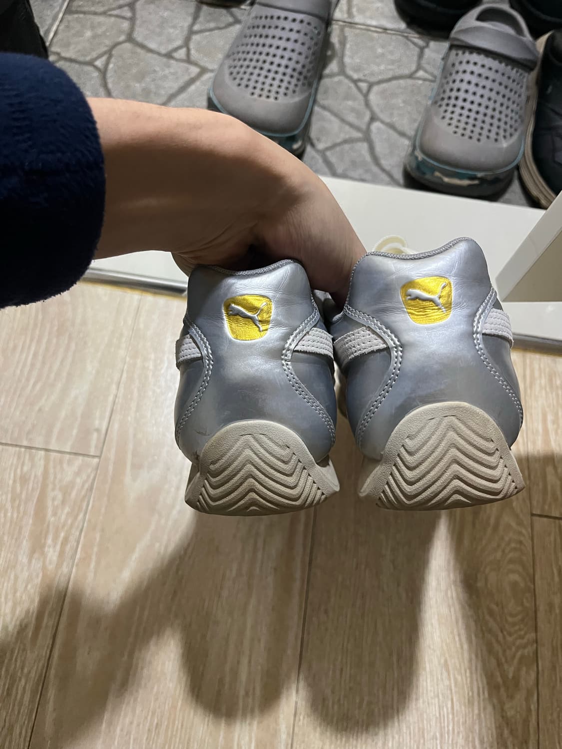 푸마 실버 스니커즈 상품이미지3