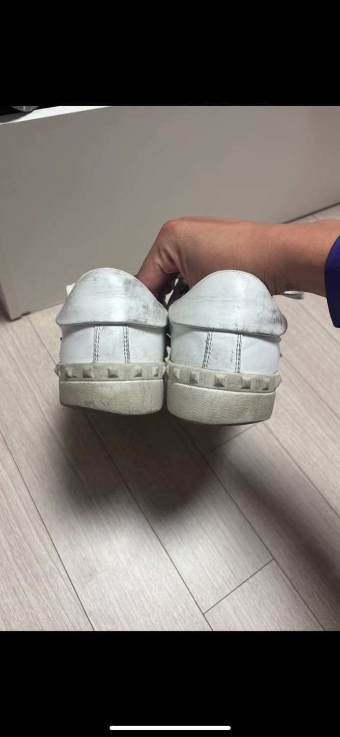 발렌티노 락스터드 스니커즈 41 265 상품이미지6