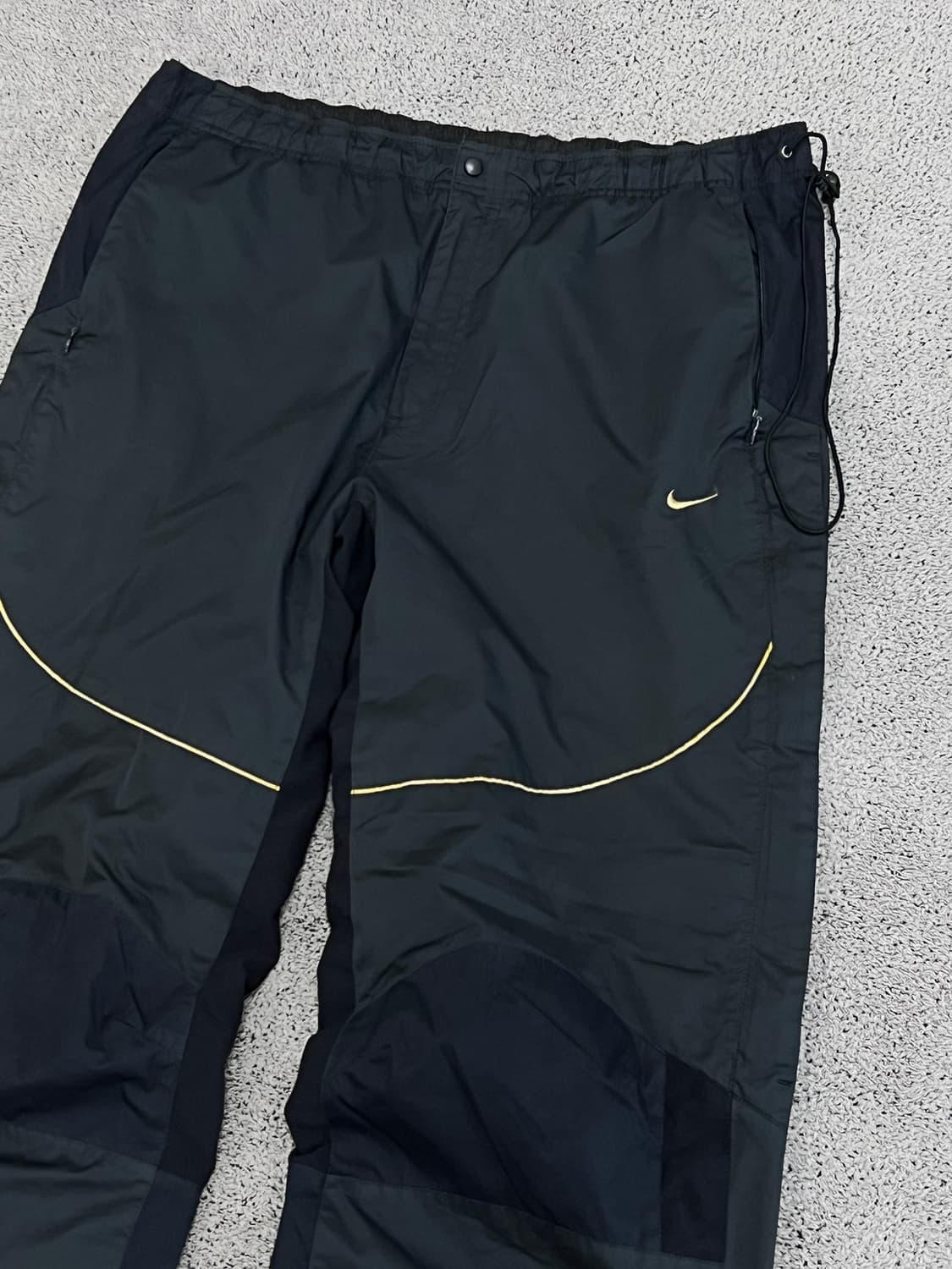 (XL) 나이키 05‘s 올드스쿨 우븐 트랙 셋업 검/골 상품이미지6