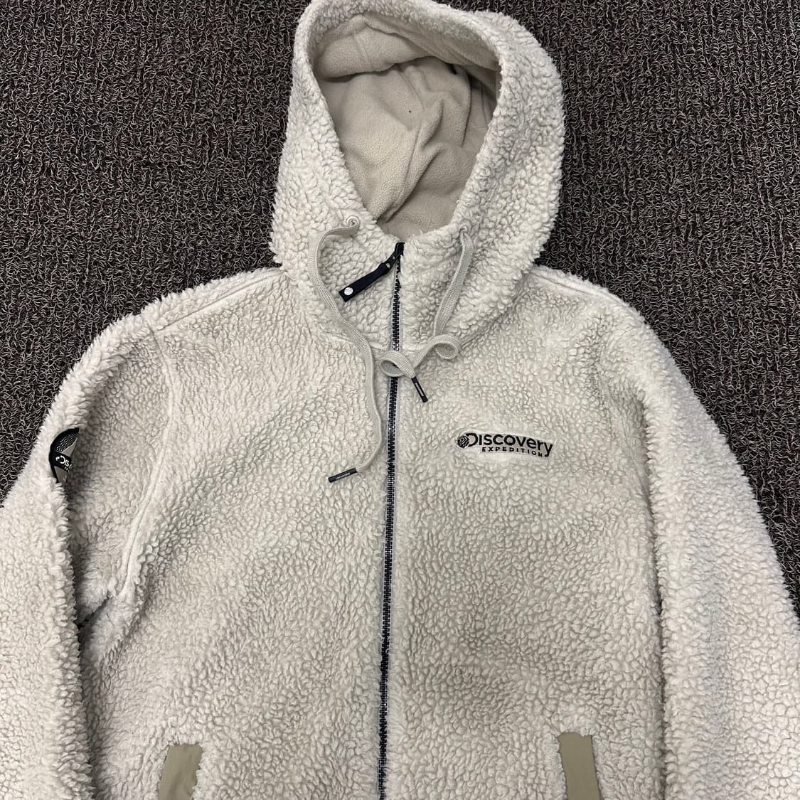 디스커버리 뽀글이 털 후리스 후드 자켓 95(M) 상품이미지2