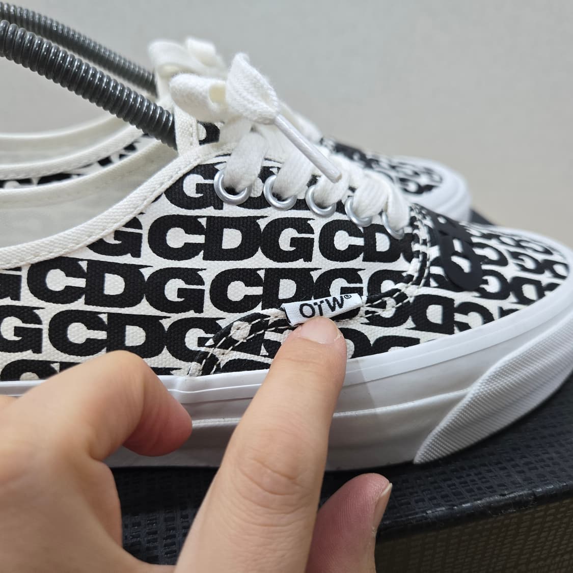 260 반스 x CDG 어센틱 OG 상품이미지7