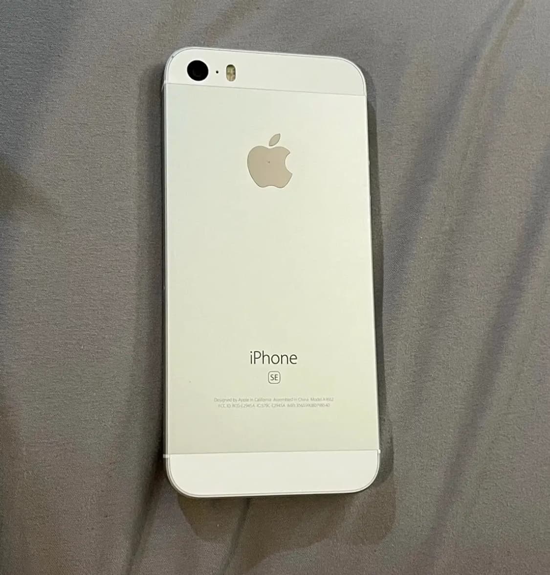 아이폰 se1 실버 16기가 상품이미지2