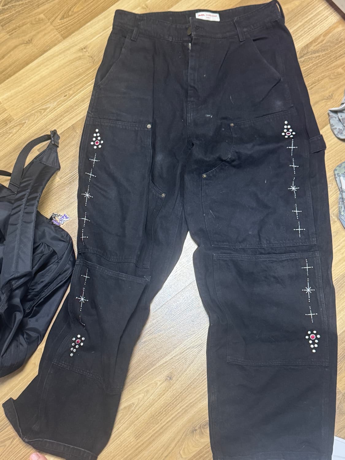 아오이로아오이로 스터드 더블 니 데님 팬츠 블랙 1사이즈 상품이미지2