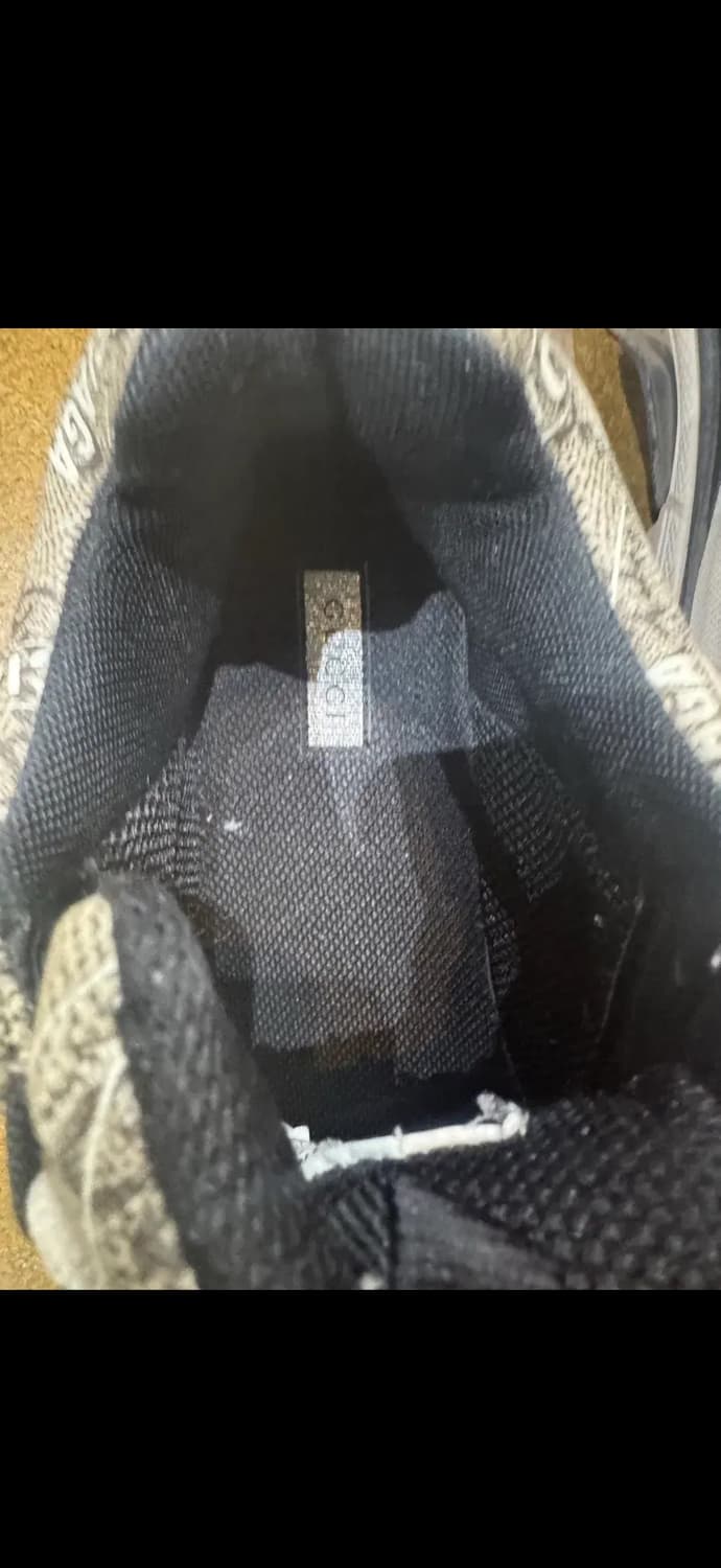 발렌시아가 구찌 트랙 스니커즈 로고 패턴 상품이미지3