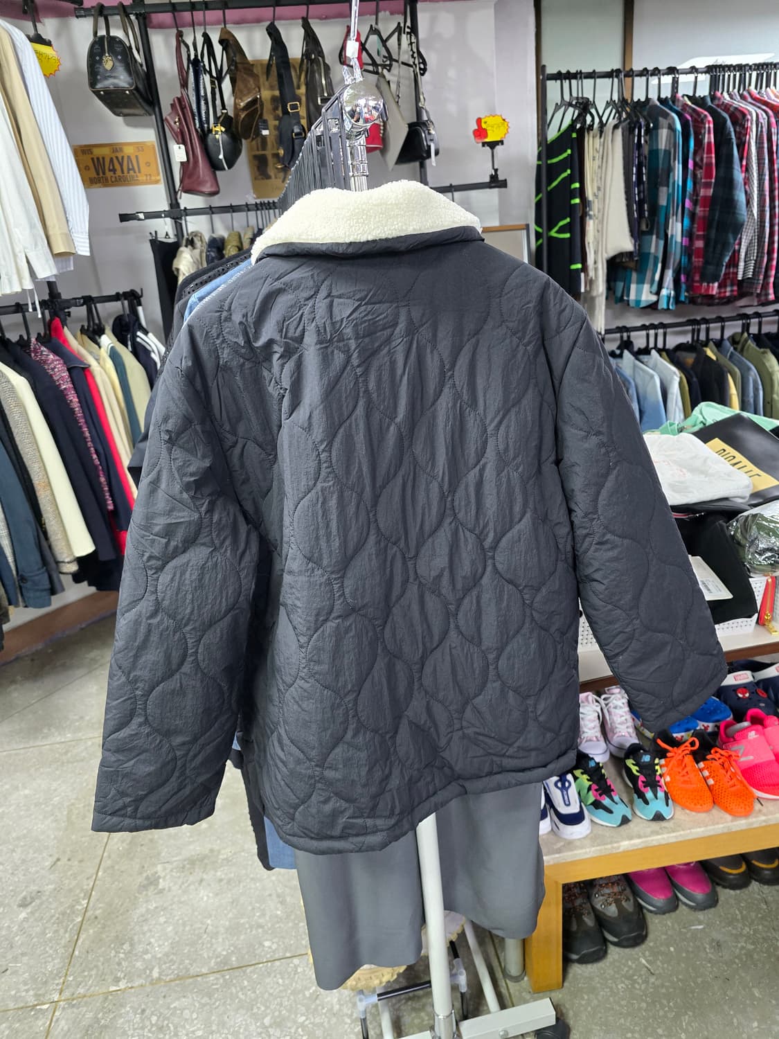 후아유 퀄팅 누빔 블랙 자켓 (1244) 상품이미지2