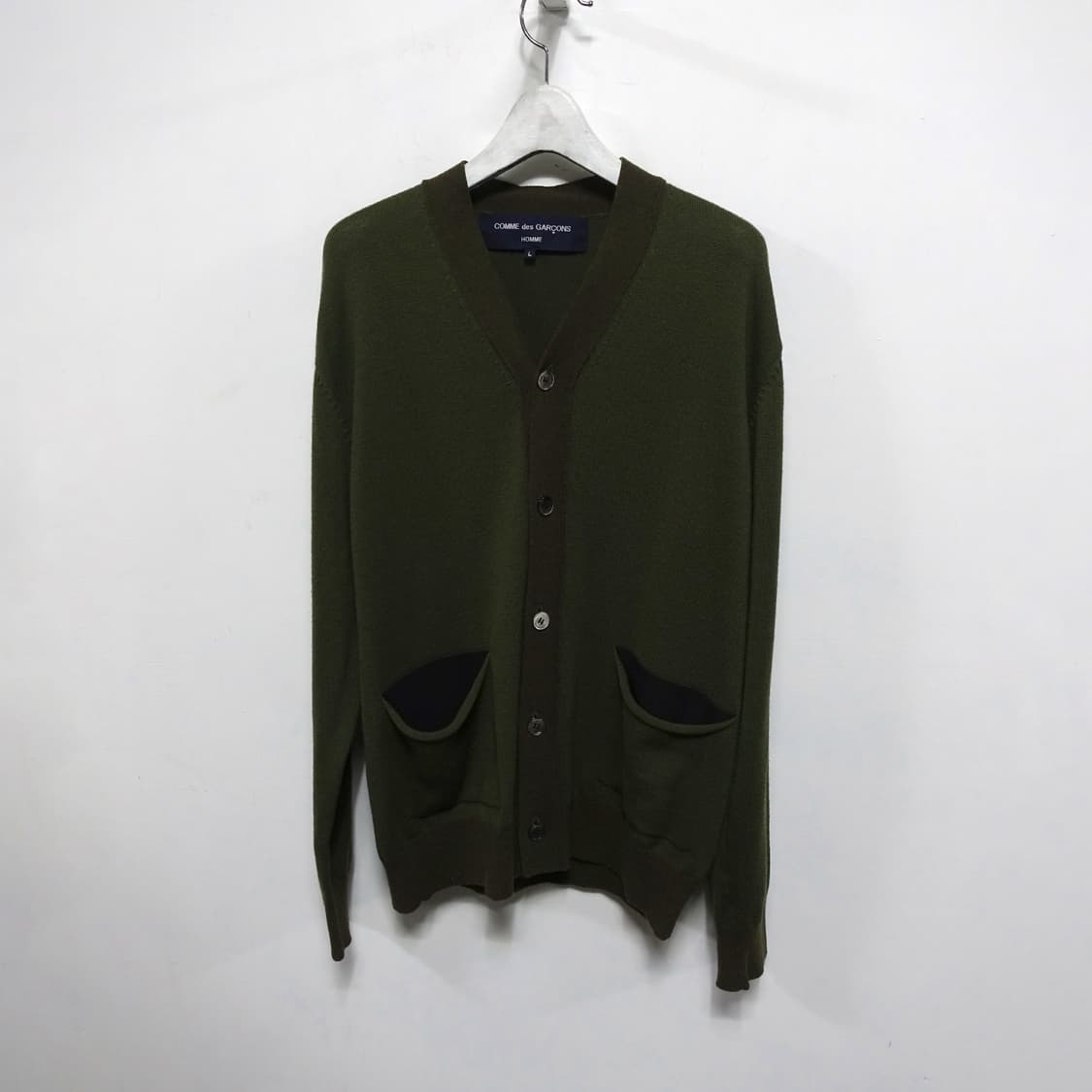 [L]COMMEDESGARCONS 꼼데가르송 옴므 카키 울니트 가디건 상품이미지3