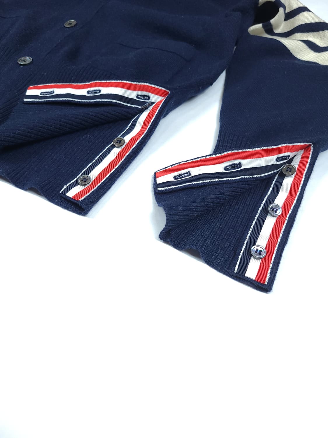 톰브라운 4바 캐시미어 가디건 상품이미지5