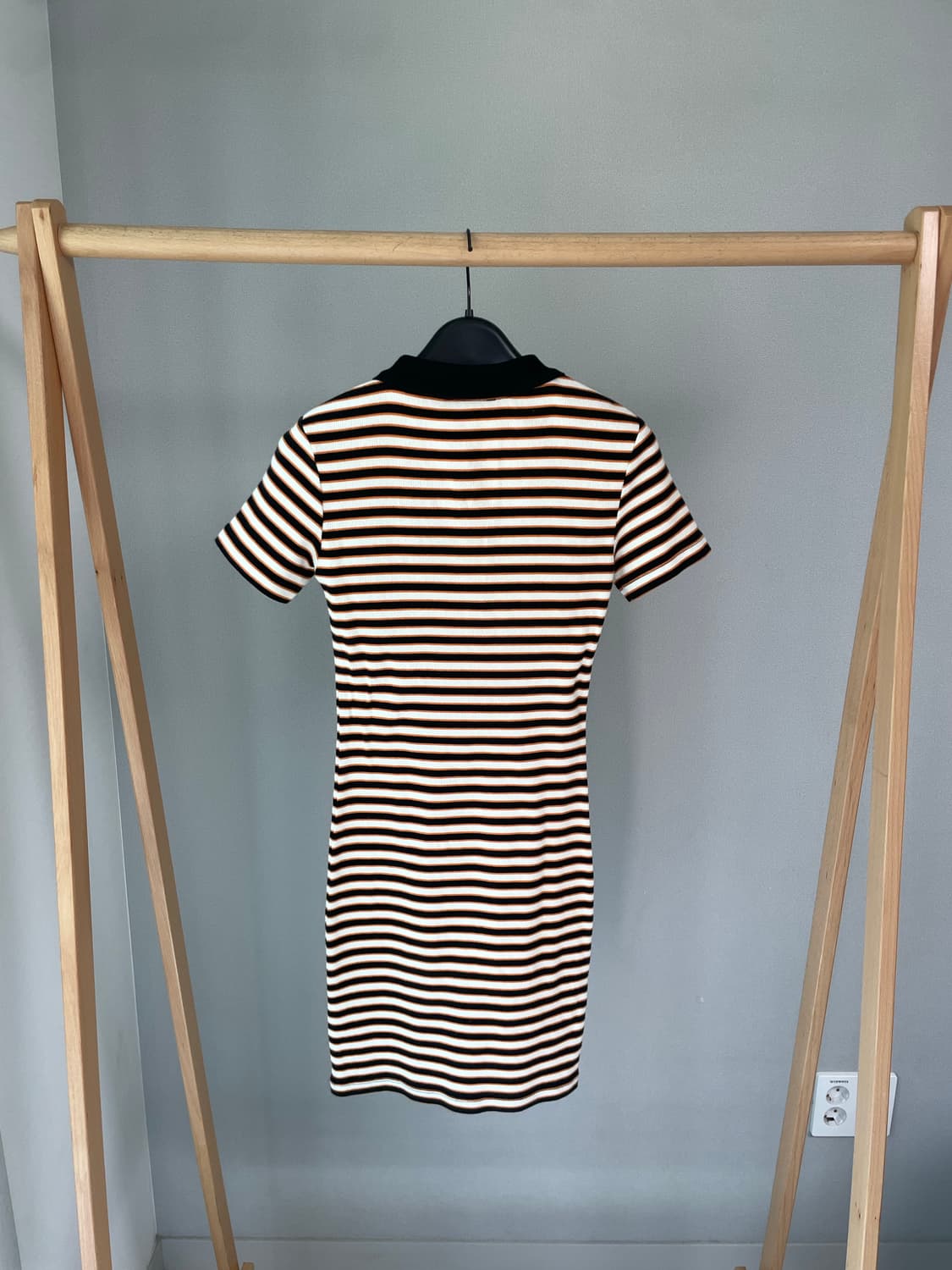 ZARA 스트라이프 카라 반팔 니트 상품이미지4