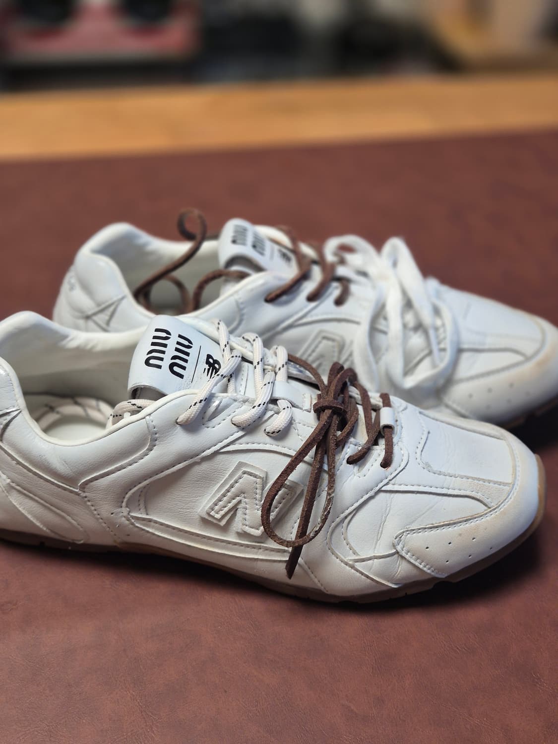 240-245 (38) 미우미우 X 뉴발란스 콜라보  상품이미지1