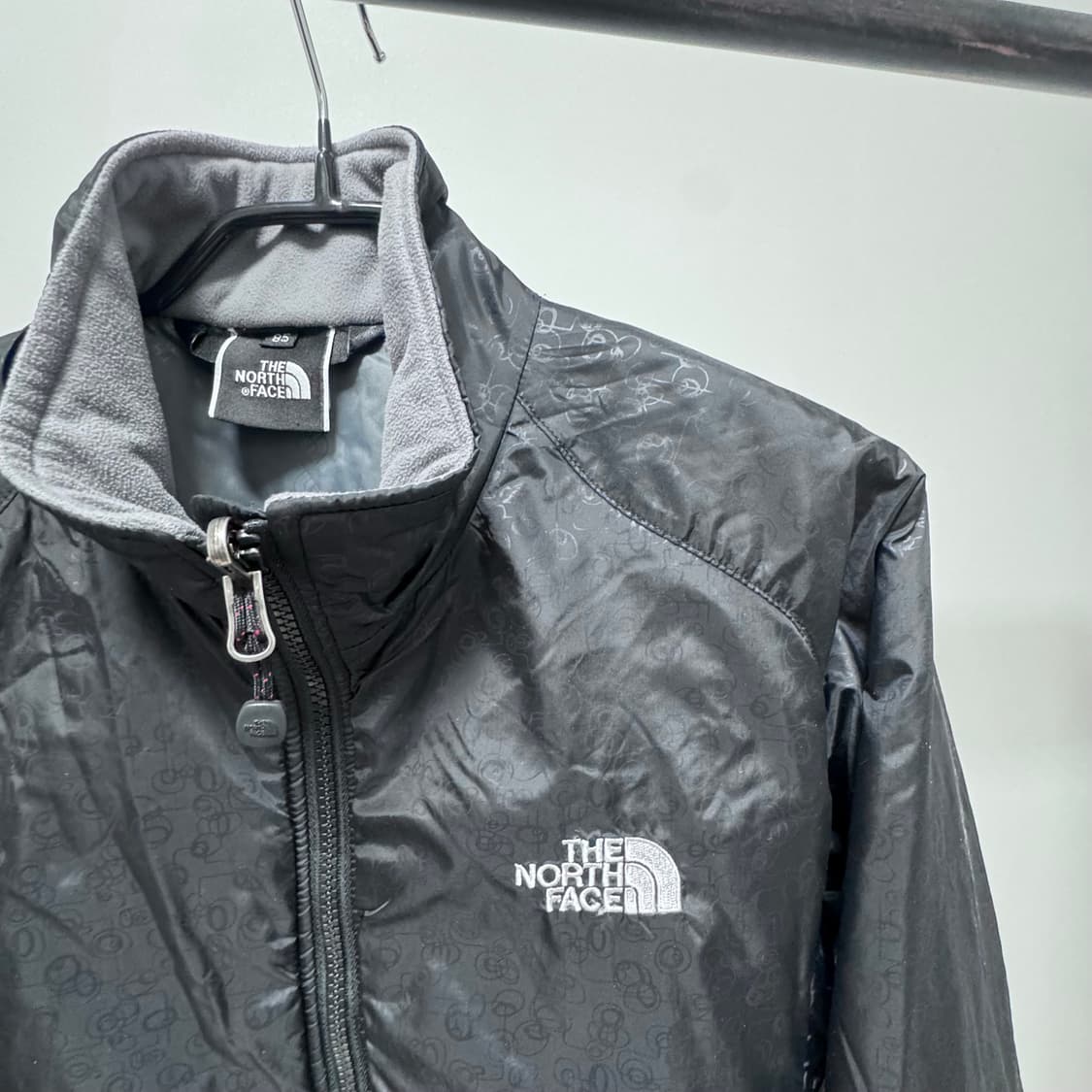 [S] 노스페이스 홀로그램 라이트자켓 경량 패딩 상품이미지3