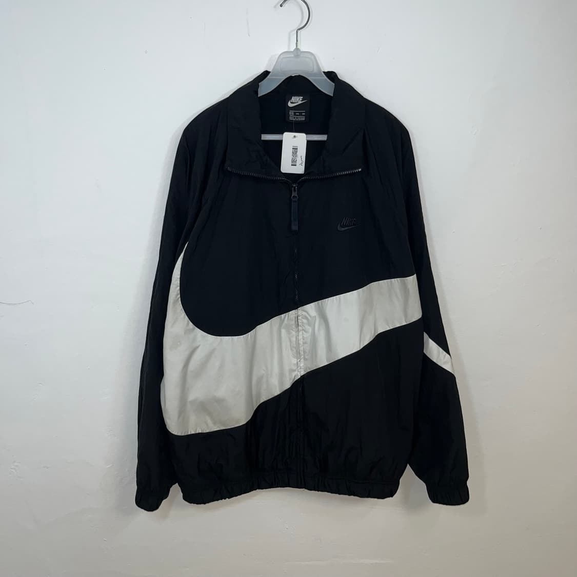 Nike big swoosh windbreaker 상품이미지4