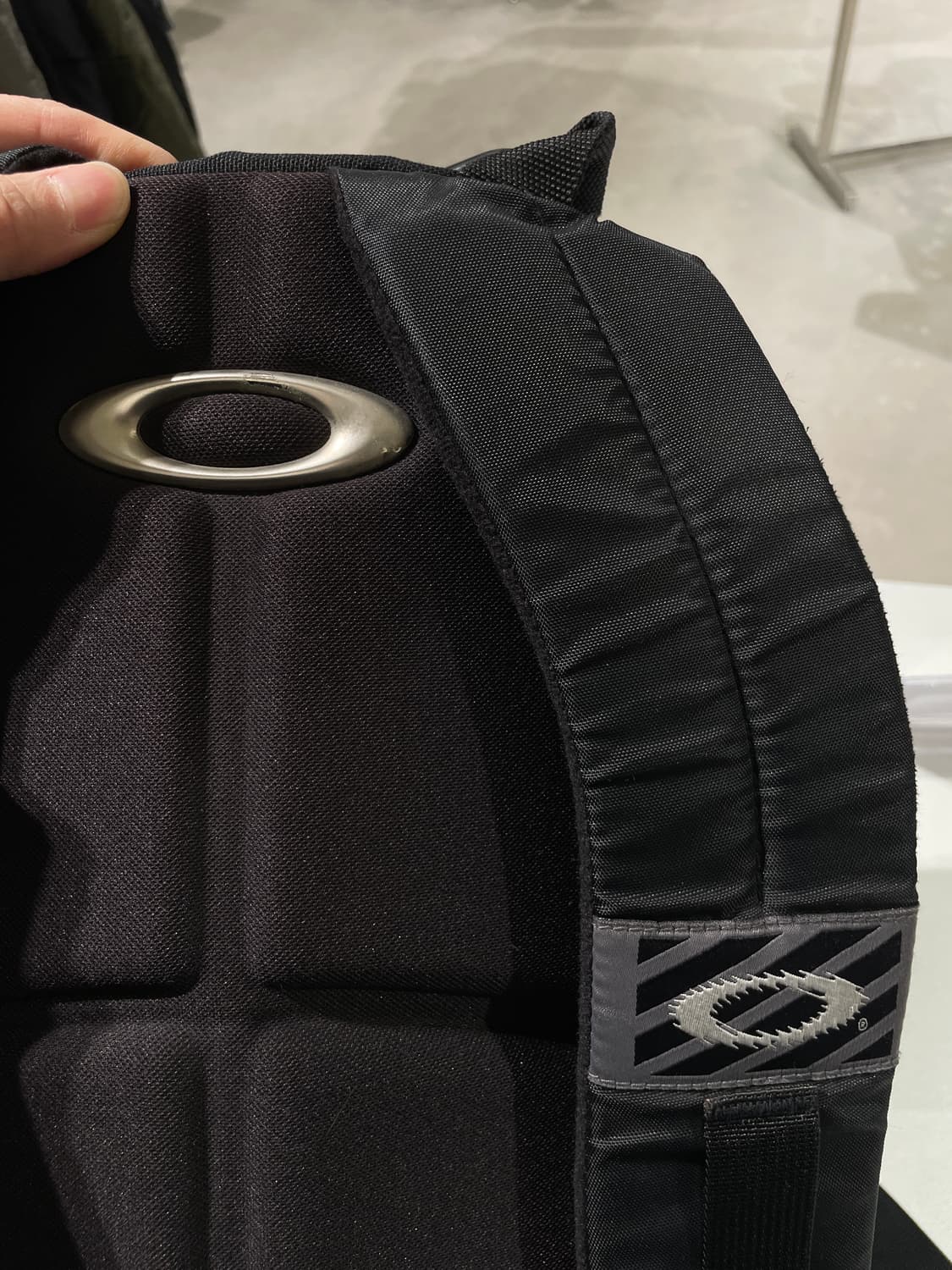 오클리 00’s 블랙 텍티컬 백팩 상품이미지10