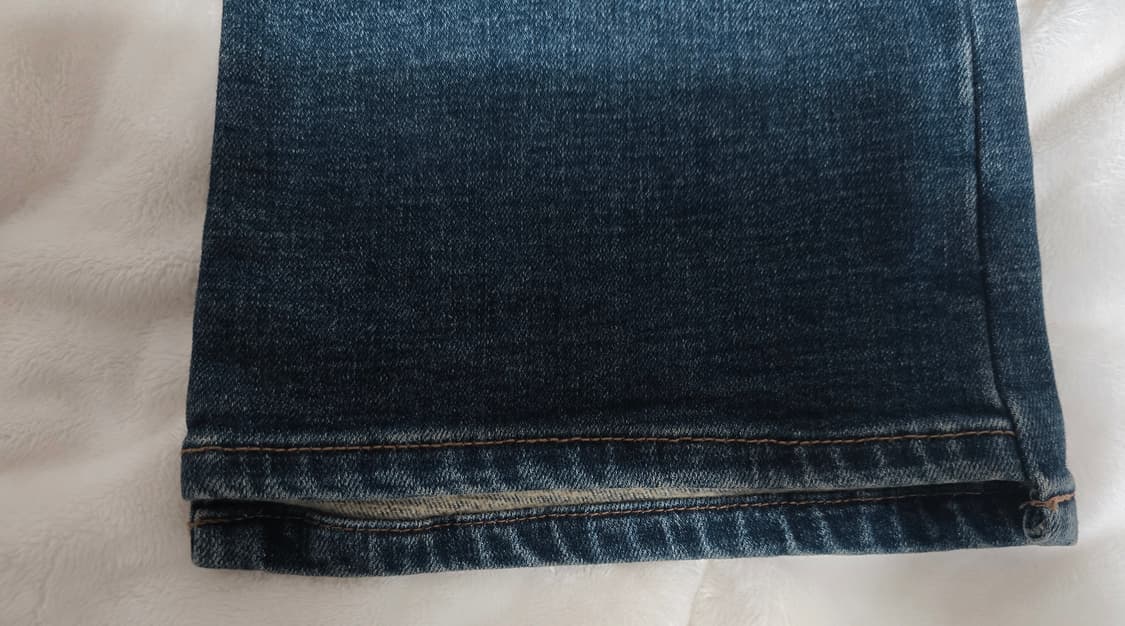 올포유 여성 뒷 이밴드 부츠컷 기모 데님바지
79  상품이미지7