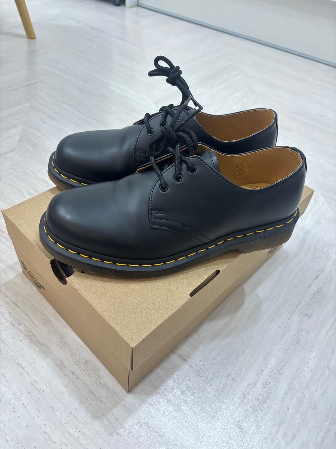 닥터마틴 1461 스무스 260 상품이미지1