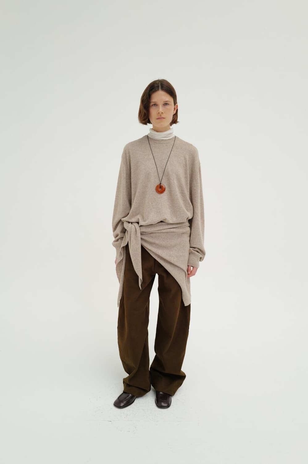 모노하 Cotton curve pants 브라운 1 상품이미지3