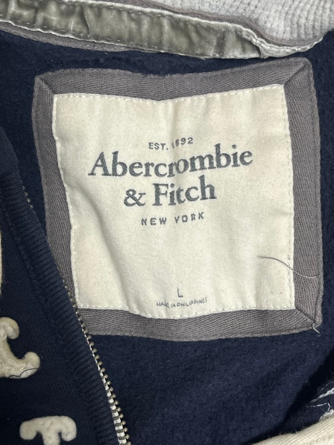 아베크롬비앤피치 네이비 후드집업 L 상품이미지3