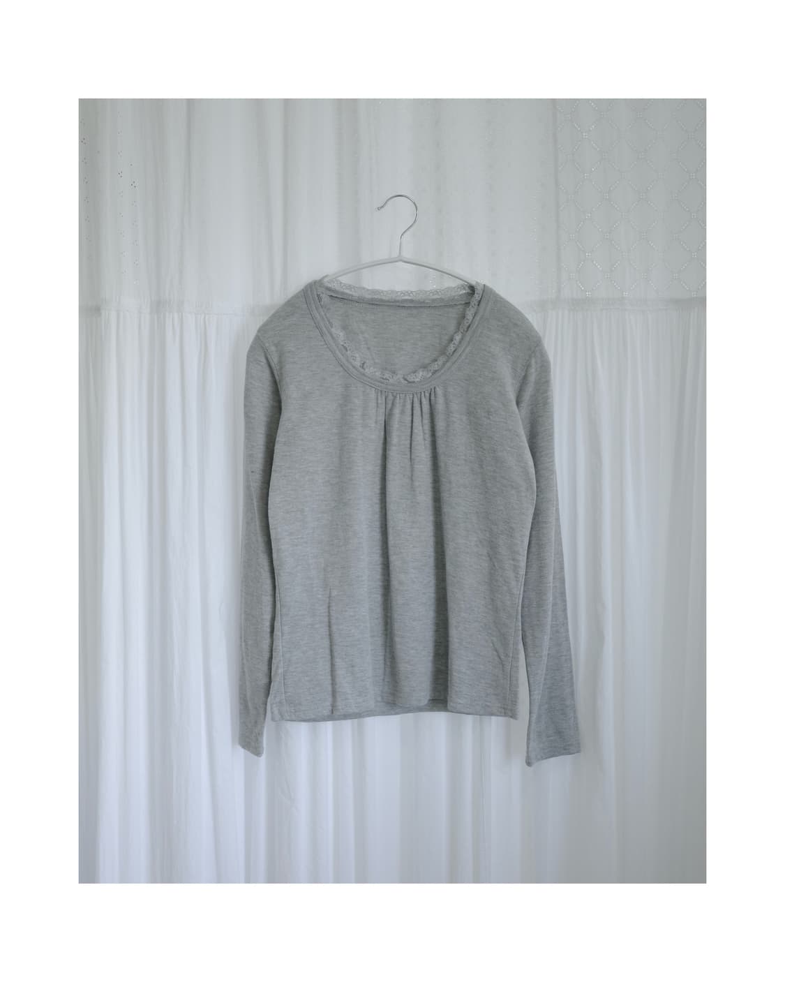 Grey lace t-shirts 상품이미지1