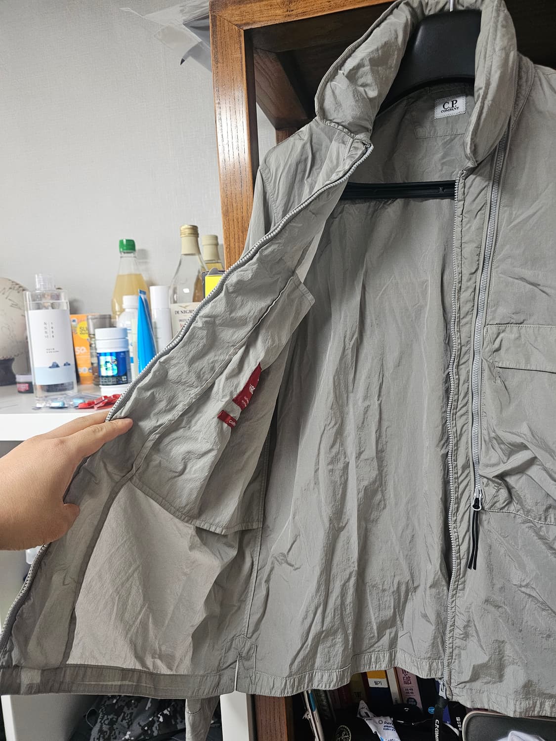 100-105사이즈)씨피컴퍼니 나일론 자켓 팔아요 cp컴퍼니 l 라지 상품이미지5