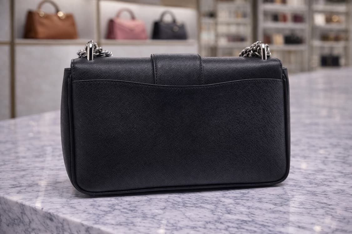 [S급] 프라다 사피아노 패들락 체인 숄더백 판매합니다!!! 상품이미지2