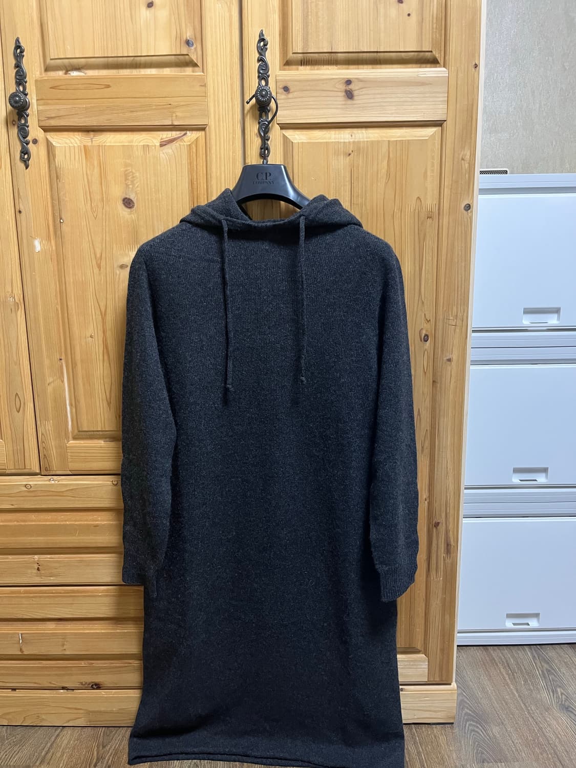 BEAKER 비이커 캐시미어 후드 롱 니트 상품이미지1