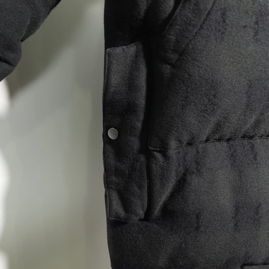 솔리드 옴므 우영미 블랙와치 타탄체크 구스다운 패딩 상품이미지4