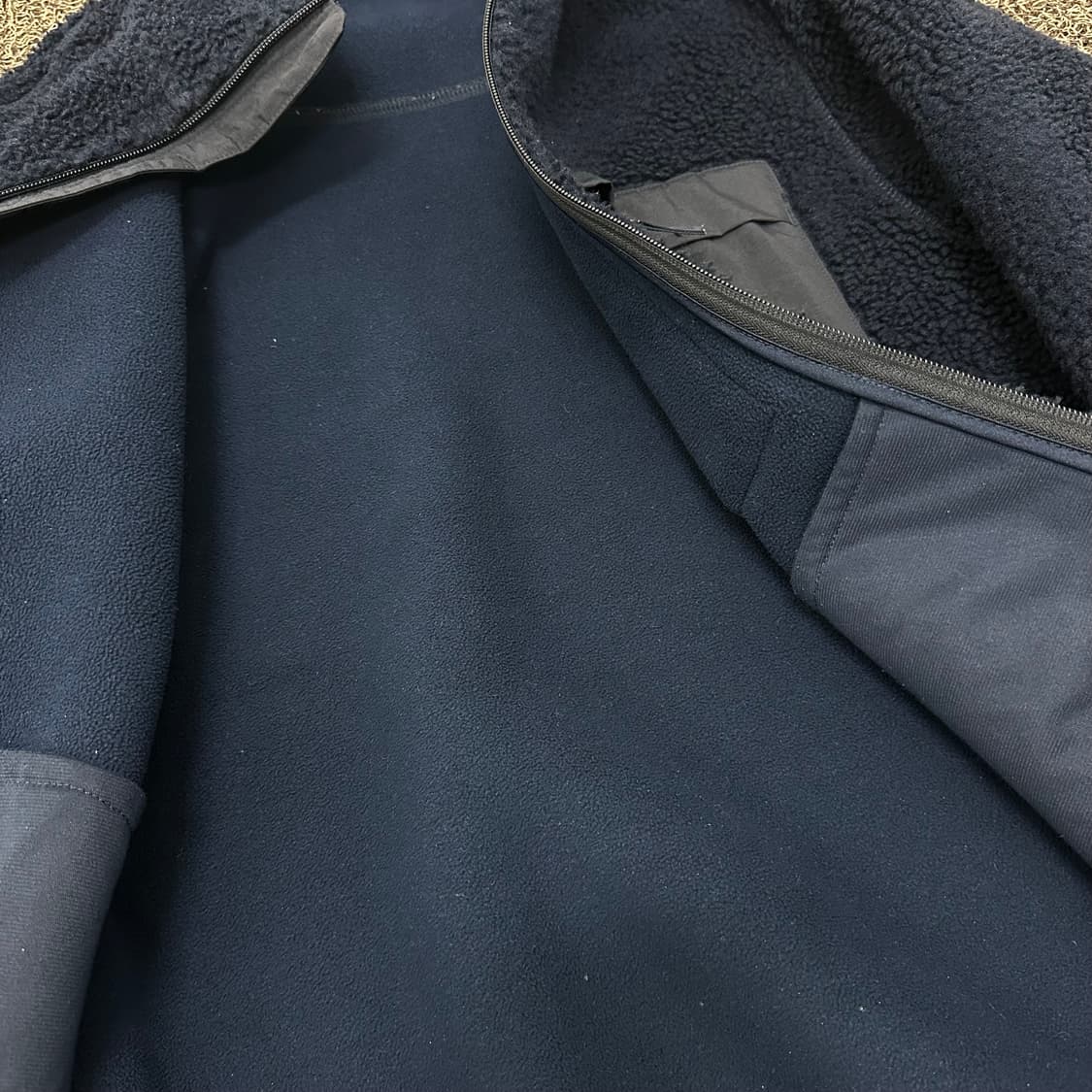 무신사스탠다드 뽀글이 털 후리스 집업 자켓 네이비 L 상품이미지7