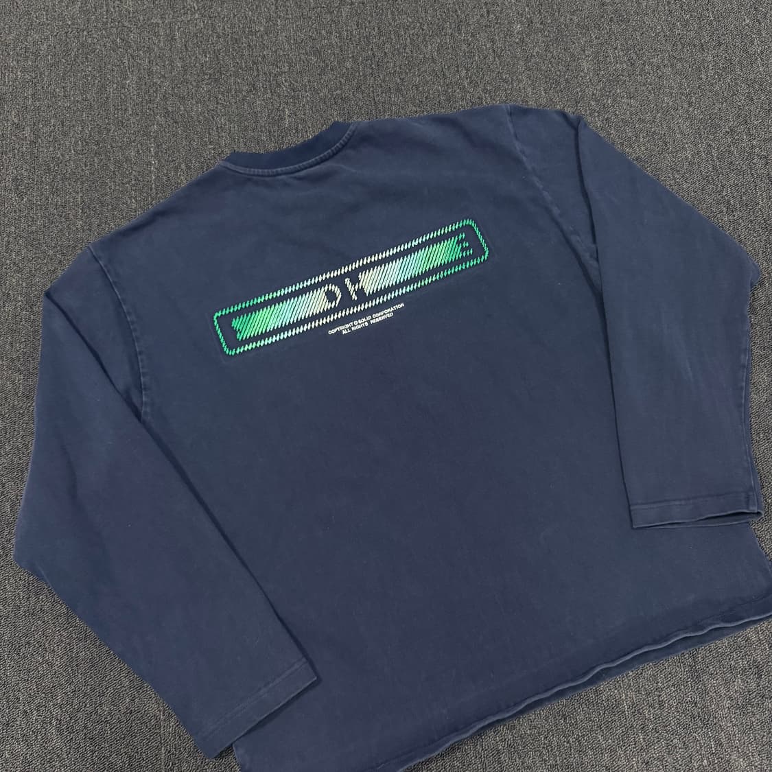 솔리드옴므 24fw 백자수 롱슬리브 상품이미지2