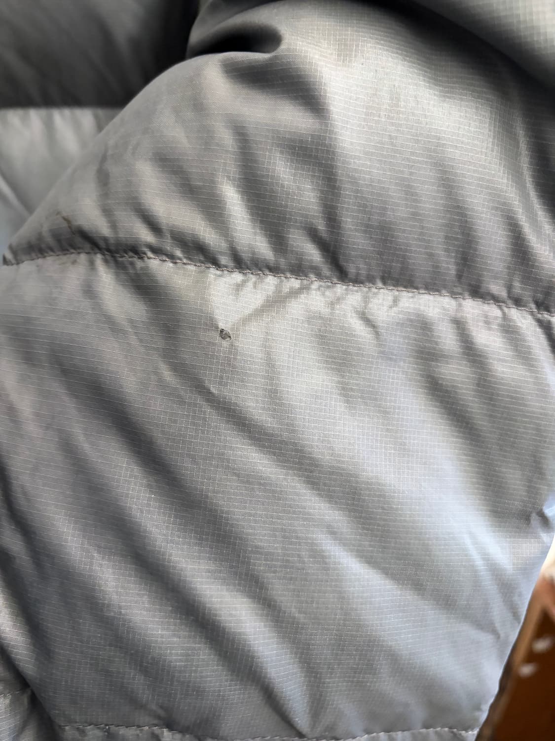 N39. 노스페이스 700패딩 회색 상품이미지4