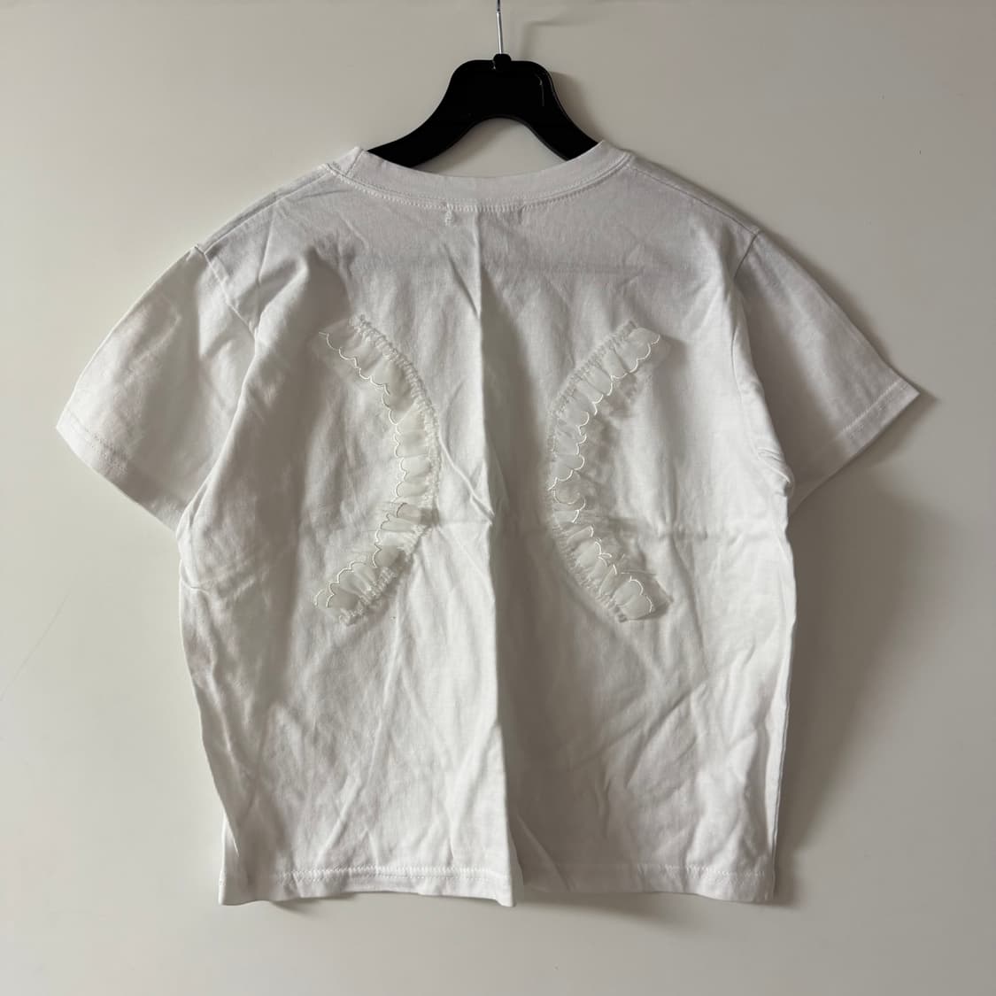 새상품 여자 뒷날개 반팔 티셔츠 상품이미지1