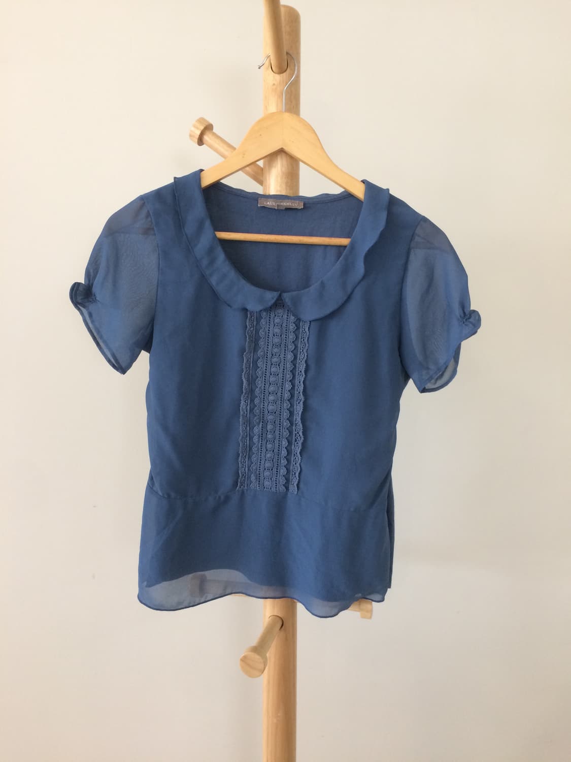 로라애슐리 블루 블라우스 상품이미지1