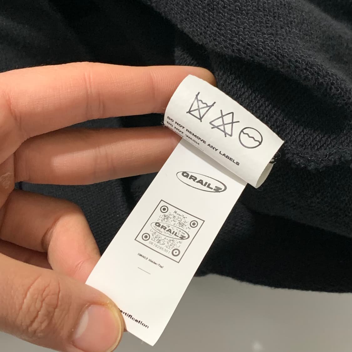 그레일즈 블랙 후드티 상품이미지5