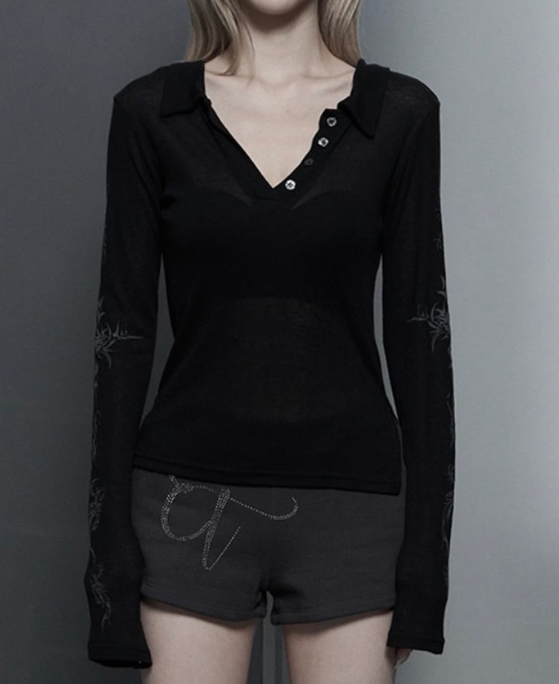 에트오소메 립 카라 타투 롱슬리브 탑 블랙 Free 상품이미지1