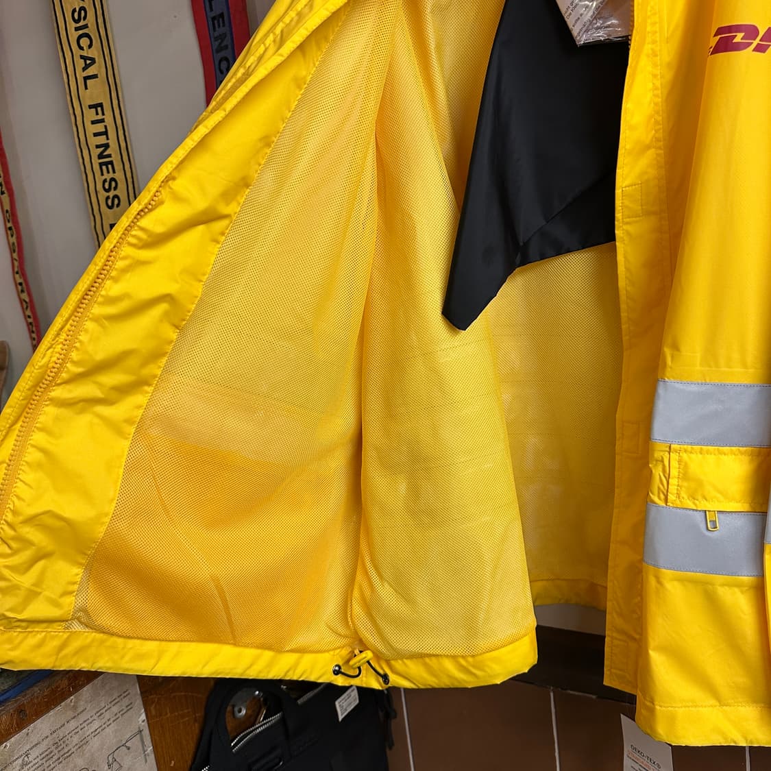 DHL 바람막이 자켓 105-110 상품이미지4