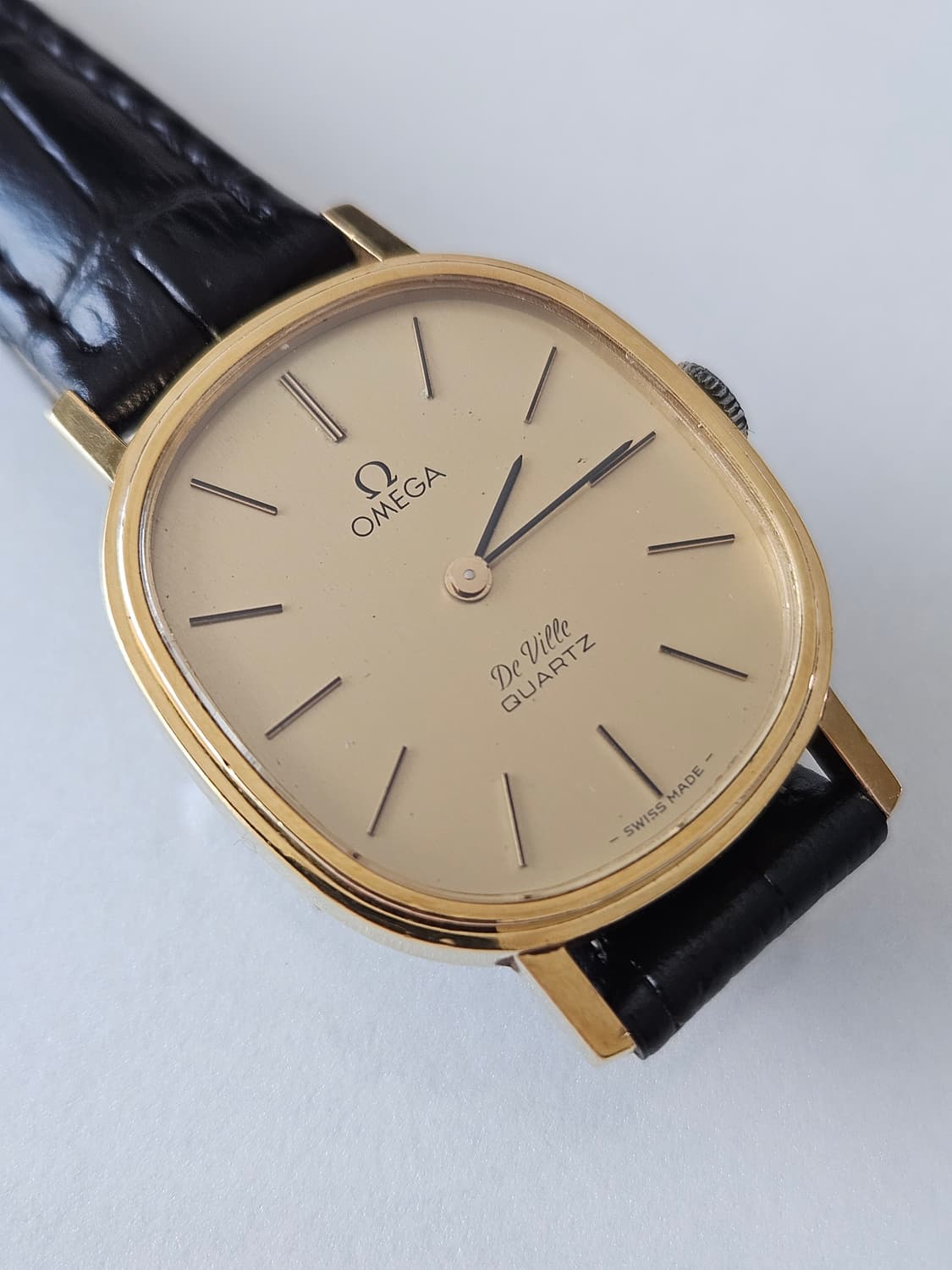 오메가 드빌 금장 쿼츠 시계 고장품 상품이미지1