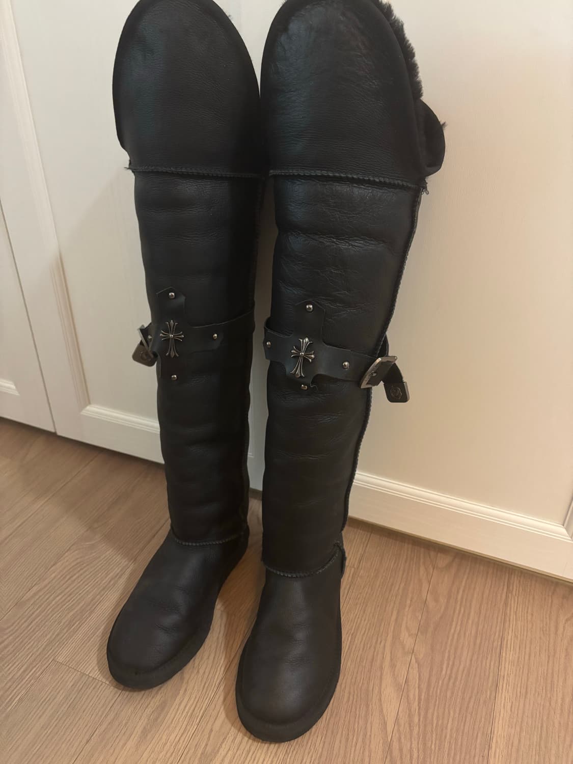 상태최상 호주 컴뱃 양가죽 양털 니하이 롱부츠 어그부츠 235,240 상품이미지1